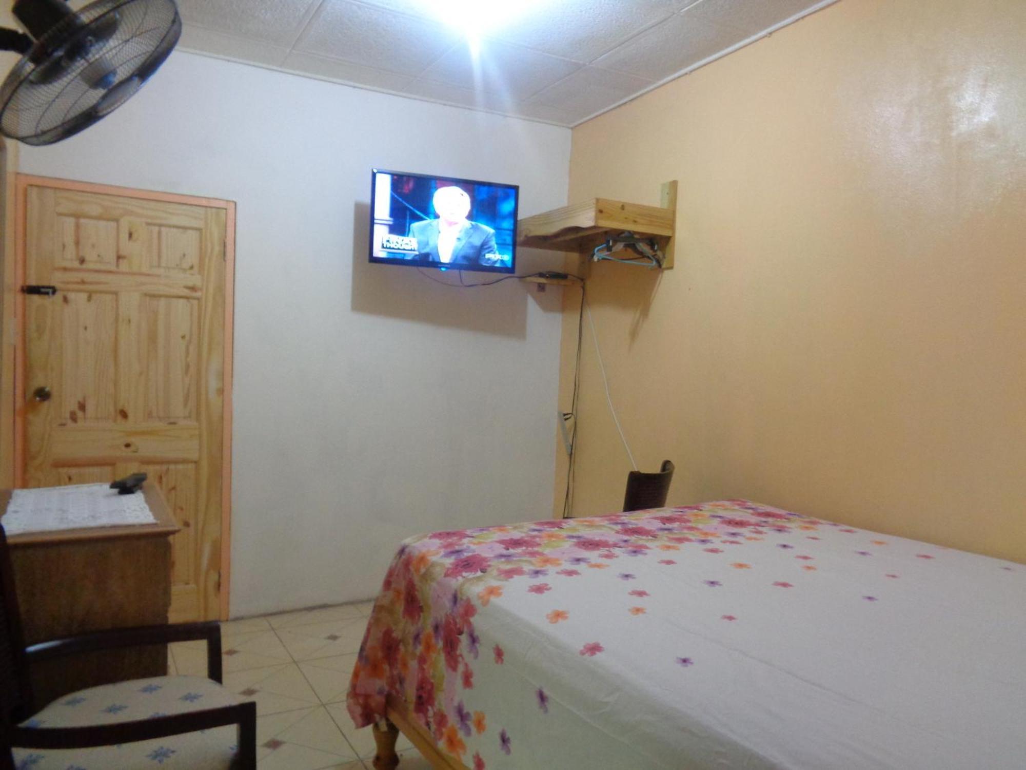 Yard Style Hotell Kingston Rum bild